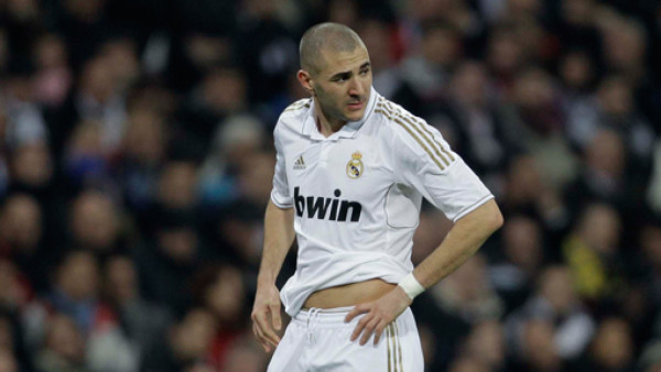 'Paso más tiempo en el banquillo que en el campo': Benzema