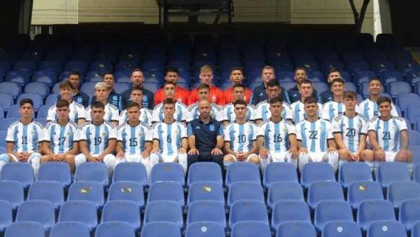 Argentina, que quedó fuera del Mundial, ahora puede ser la organizadora y participar del torneo por Indonesia.