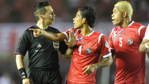 El penal que Marrufo no le pitó a Honduras hace siete meses