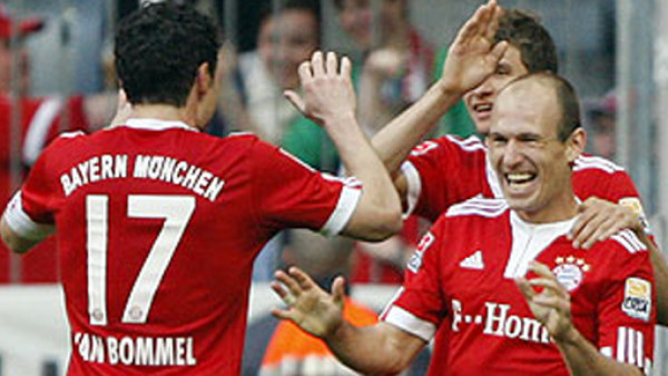 Bayern no prestaría a Robben y Van Bommel a Holanda