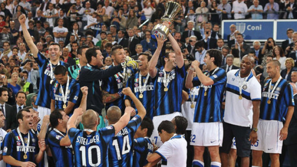 David Suazo celebró con el Inter