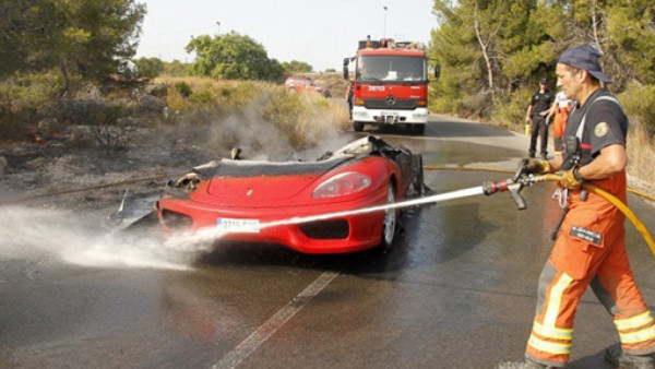 Así quedó el Ferrari del futbolista argentino Ever Banega