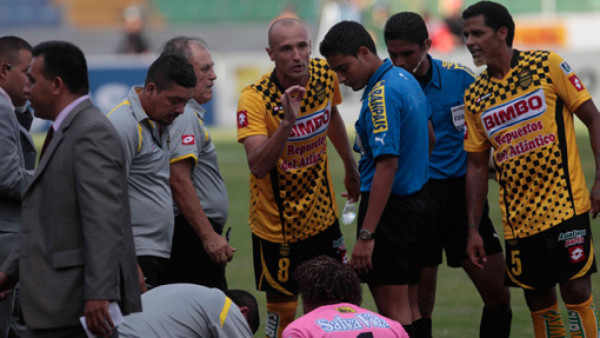 Real España pedirá intercambio arbitral