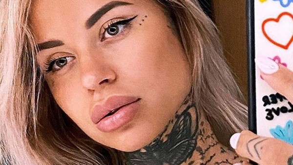 Theo Hernández, cazado en un barco con la espectacular musa de los tatuajes en Italia