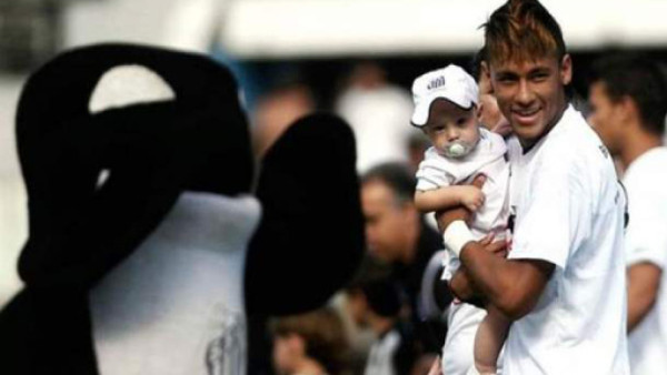 Demandan a Neymar por no pagar honorarios médicos