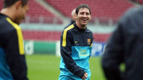 Messi se ausenta del entrenamiento ante su inminente paternidad