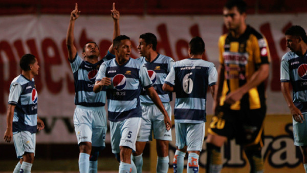 Motagua tiene medio boleto a semifinales