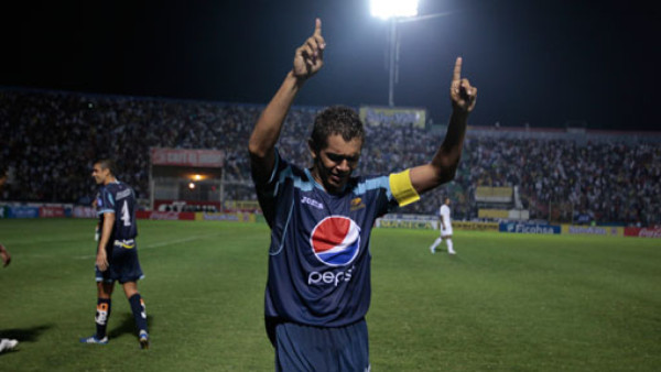 'Al balón le pegué con el corazón': Amado Guevara