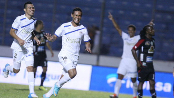 Olimpia vence al Atlético Choloma con polémica