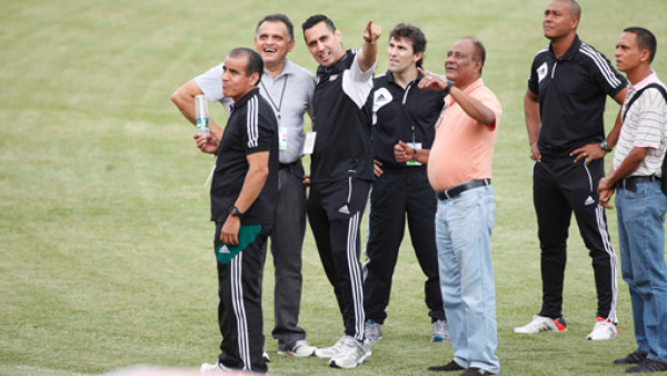 Jair Marrufo y su cuarteta inspeccionaron el estadio Olímpico
