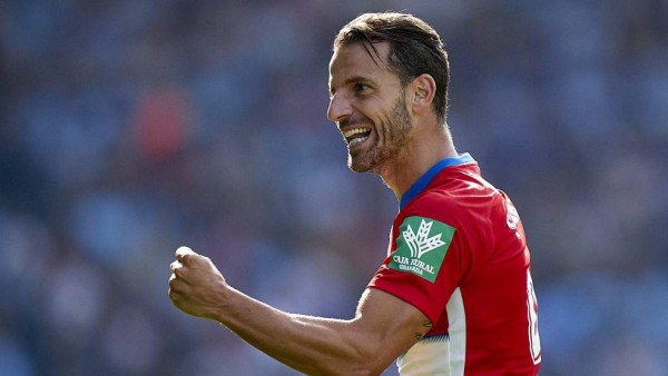 Fichajes: El nuevo DT que se acerca al Barcelona, barrida en el Real Madrid y Messi es noticia