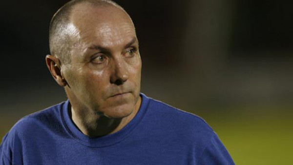 Renuncia el entrenador del Victoria