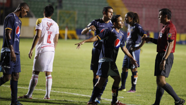 Suplentes del Morelia eliminan al Motagua