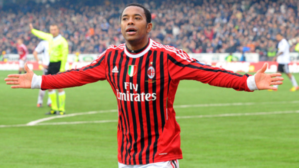 Milan recuperó la cima en Italia