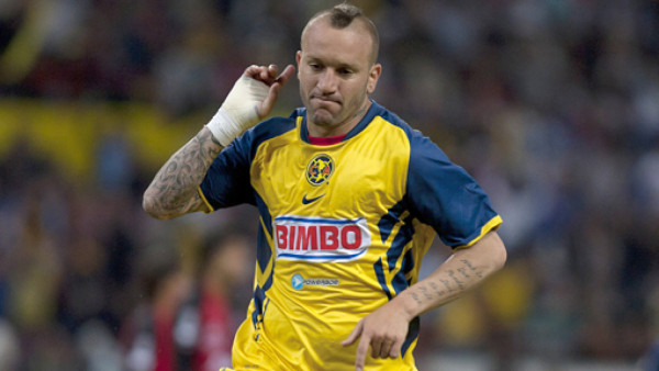 América amarga el debut de Carlo Costly