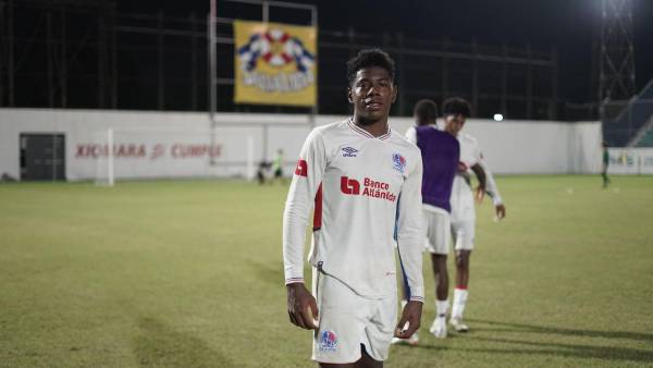 Hijo de Maynor Figueroa le da triunfo a Olimpia Reservas en semifinales y se lo dedica a Demetri Gordon: “Cuando tiene que decirme algo me lo dice”