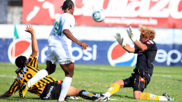 Real España empata con Platense y se enfoca en Santos