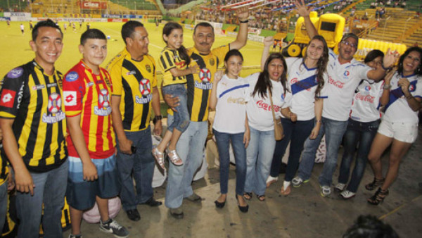 14 mil personas espera Real España en el Morazán