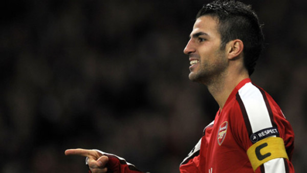 Arsenal aceptaría negociar a Fábregas