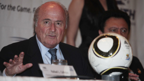 Joseph Blatter está en el ojo del huracán