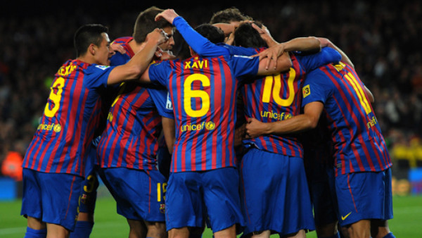 Barcelona se pone a cinco del Madrid