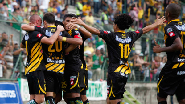 Real España fue bendecido por el formato de seis clasificados