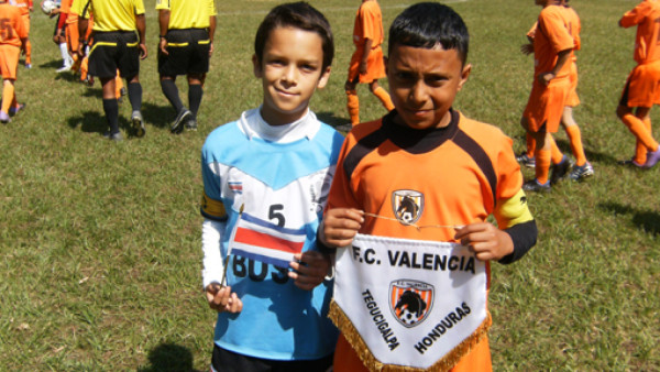 Valencia Honduras va por conquistar torneo 'Di no a las drogas' en Guatemala