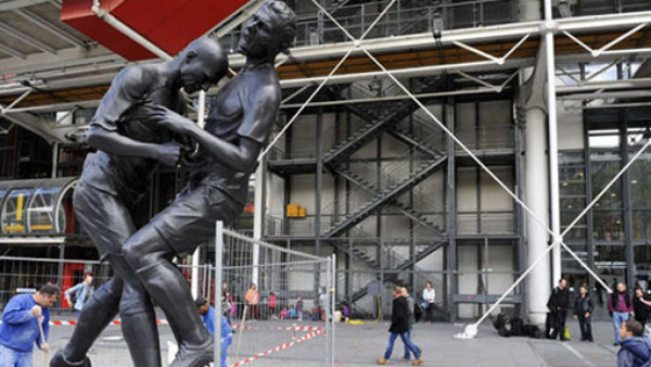 Cabezazo de Zidane a Materazzi inmortalizado en estatua