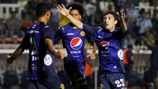 Motagua acaba con racha de Hernán Medford