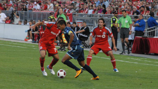 Motagua no pudo con el Toronto