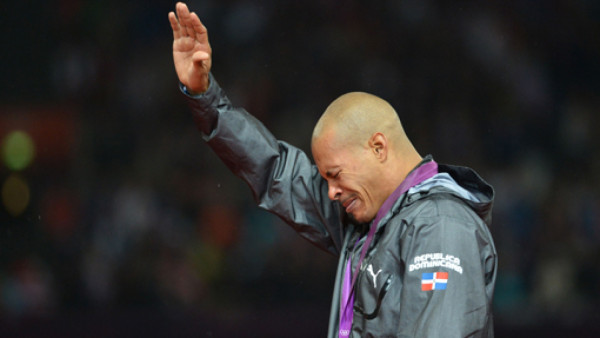 Dramático llanto de un dominicano le da la vuelta al mundo