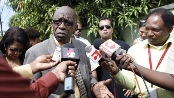 Warner destapa nuevo escándalo