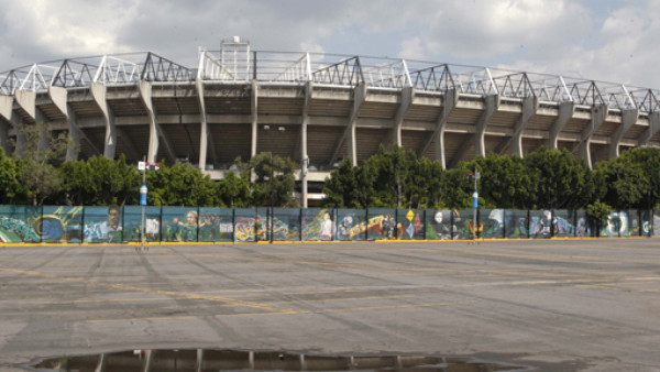 El Azteca, un estadio rodeado por arte en grafiti
