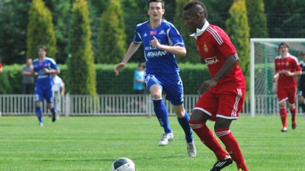 Imagen de Romell Quioto en su etapa con el Wisla Cracovia del fútbol de Polonia.