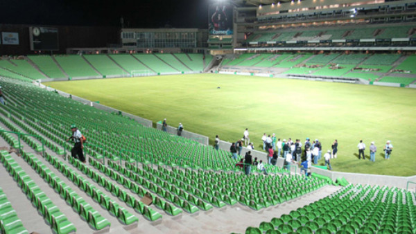 México no llevará a El Salvador al estadio Azteca