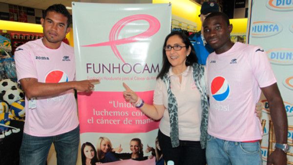 La nueva camisa del Motagua en apoyo a lucha contra el cáncer