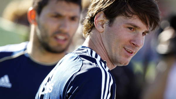 Messi: 'Argentina se hace fuerte como equipo, pero todavía le falta'