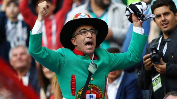 ¡Vaya creatividad! Los aficionados que se roban las miradas en el mundial de Rusia