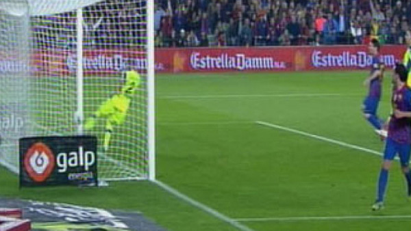 ¿Fue gol o no el remate de Xavi?