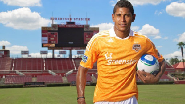 Comunicaciones descarta a Carlo Costly