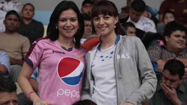 Siempre fieles al clásico Motagua-Olimpia