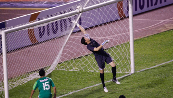 La joya de gol que le taparon a Mitchel Brown