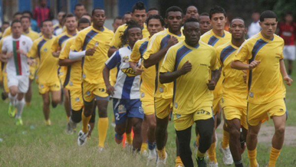 Clubes insolventes no podrán participar