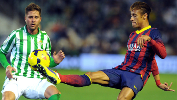 Barcelona golea y sigue su paso arrollador