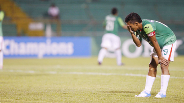Ningún jugador de Marathón inició de titular ante Perú