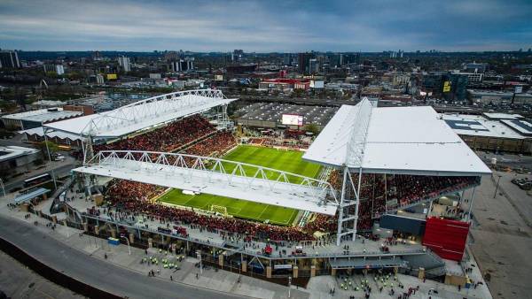 Estadio BMO Field de Los Ángeles, California, Estados Unidos .