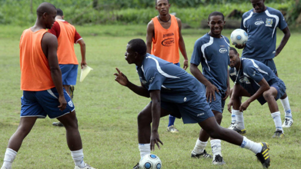 Selim Canahuati: 'Platense no puede pagar técnicos extranjeros'