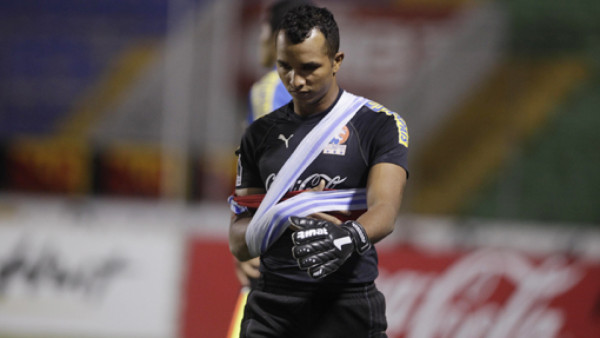 Donis y Dani no jugarían ante Hispano