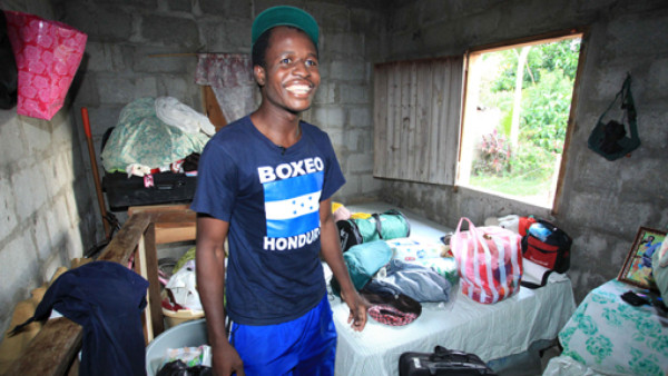 Visitando Nueva Armenia con el 'Muñeco'