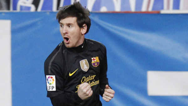 Una genialidad de Messi salvó al Barcelona